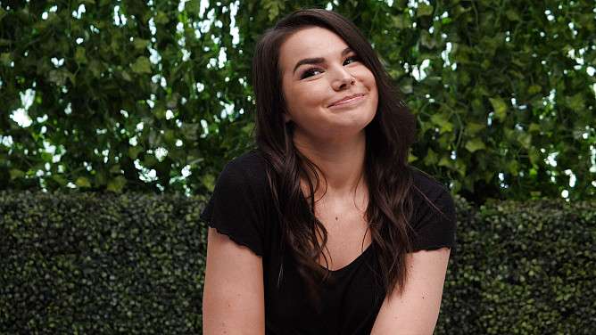NetGirl.com - Gemma